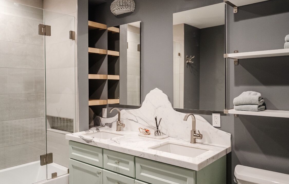 Photo of Bathroom in Beverly Glen