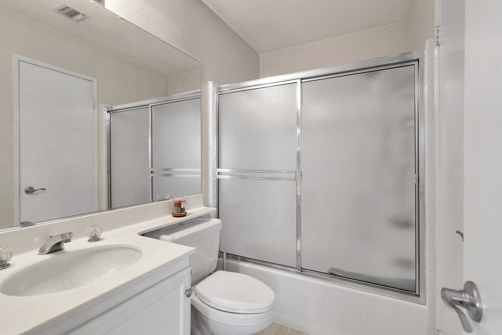 Photo of Bathroom in La Quinta