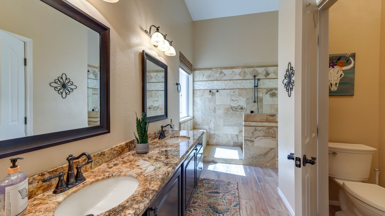 Photo of Bathroom in Superstition Springs