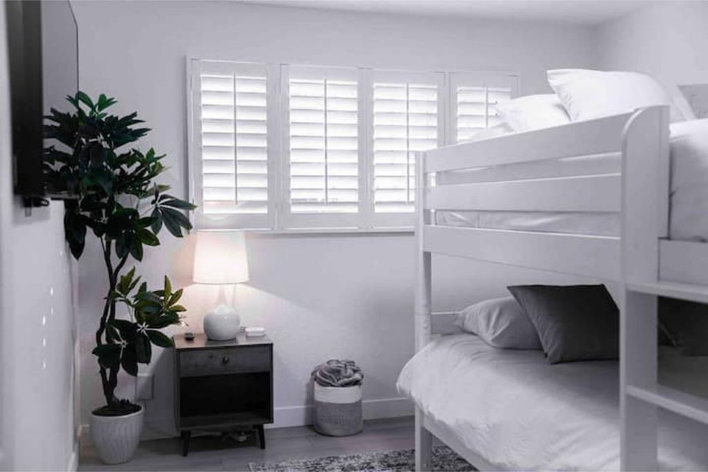 Photo of Bedroom in Papago Parkway
