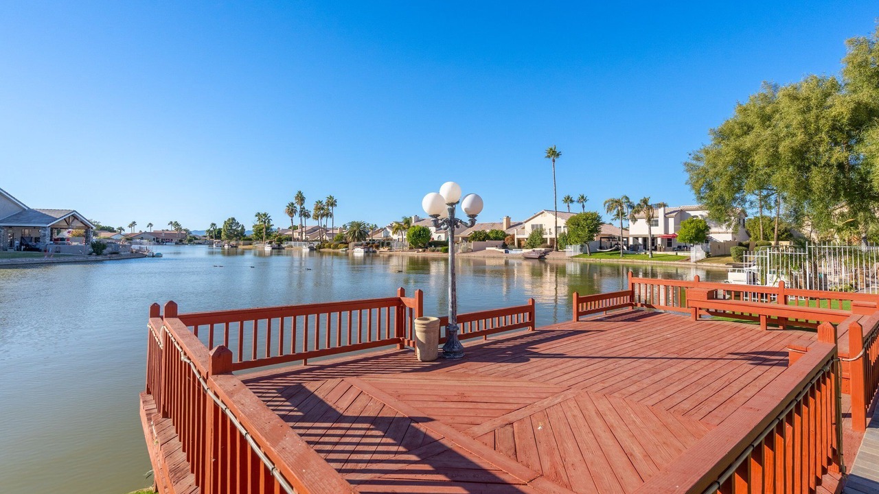 Photo of Outdoor in Hamilton Garden Lakes