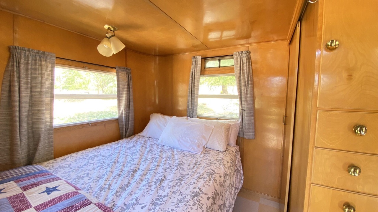 Photo of Bedroom in Kernville