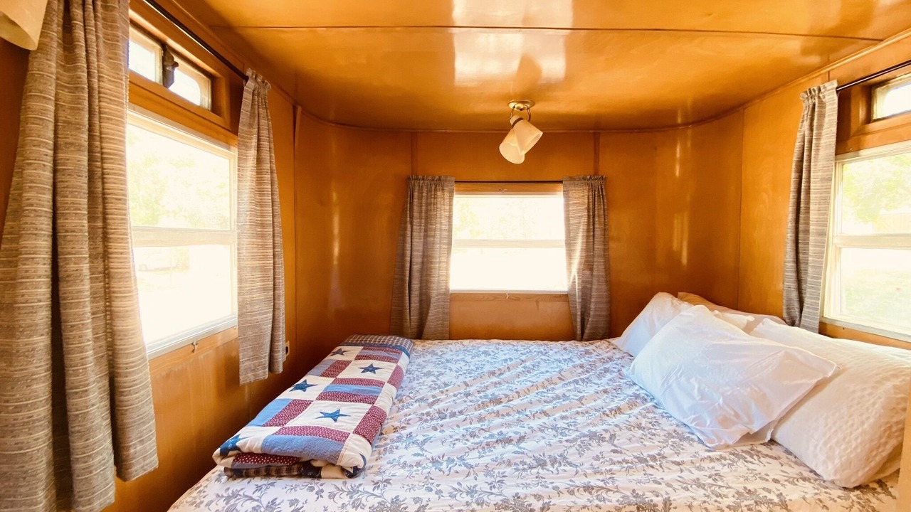 Photo of Bedroom in Kernville