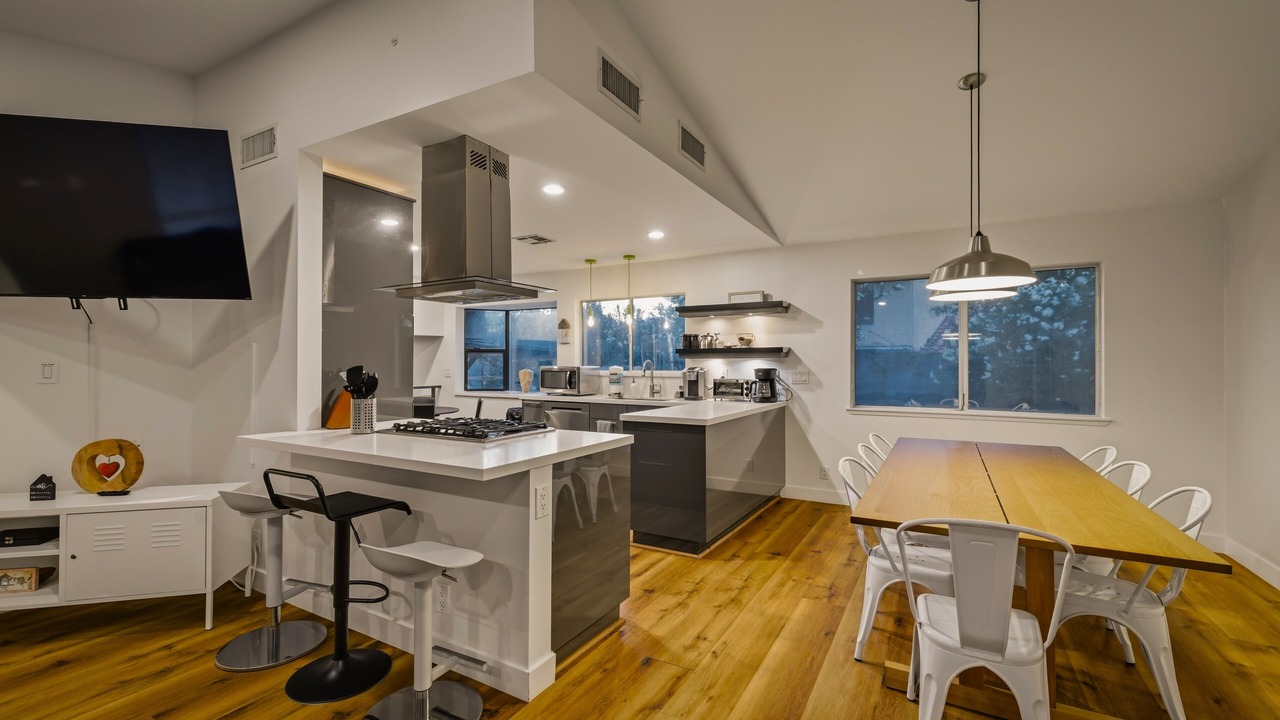 Photo of Kitchen in Canyon Gate Master