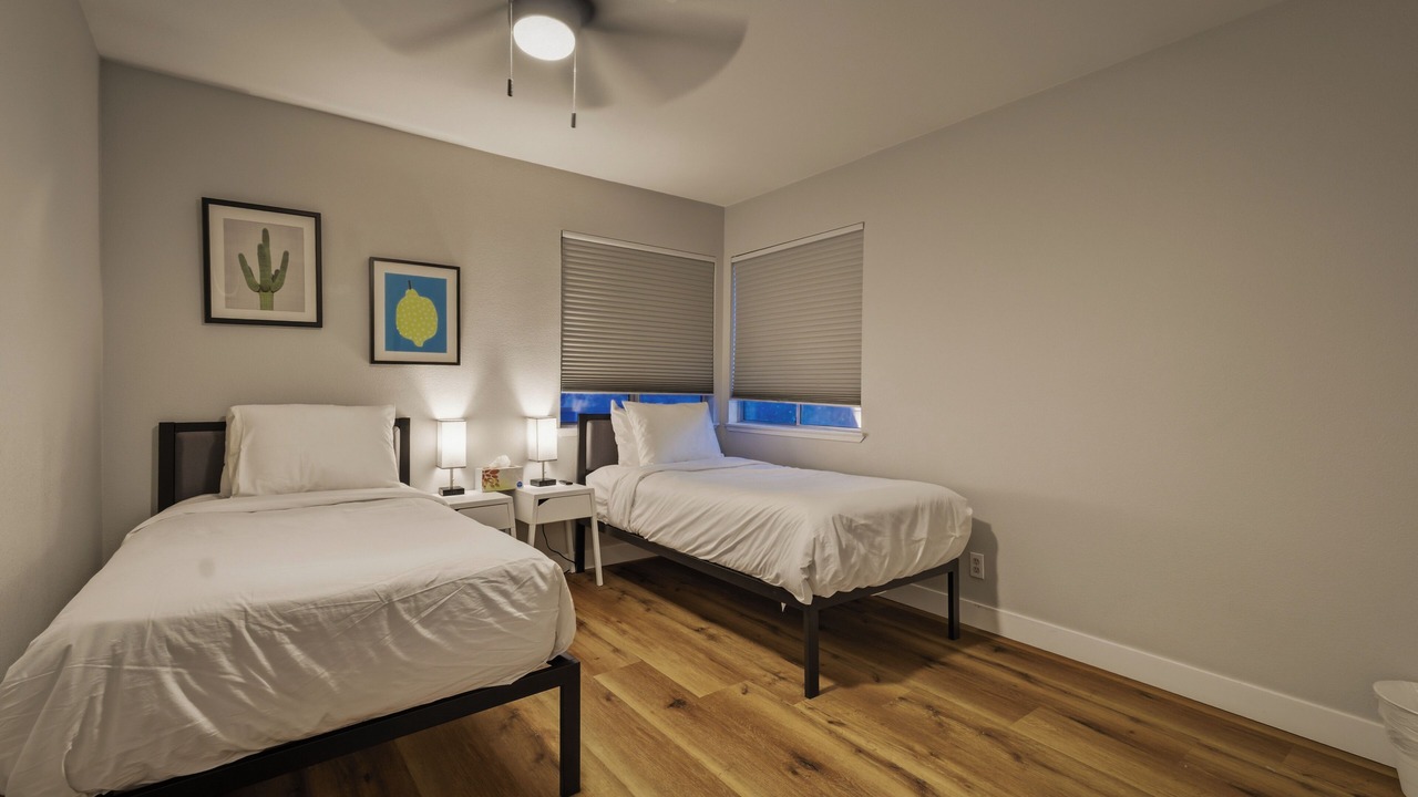 Photo of Bedroom in Canyon Gate Master