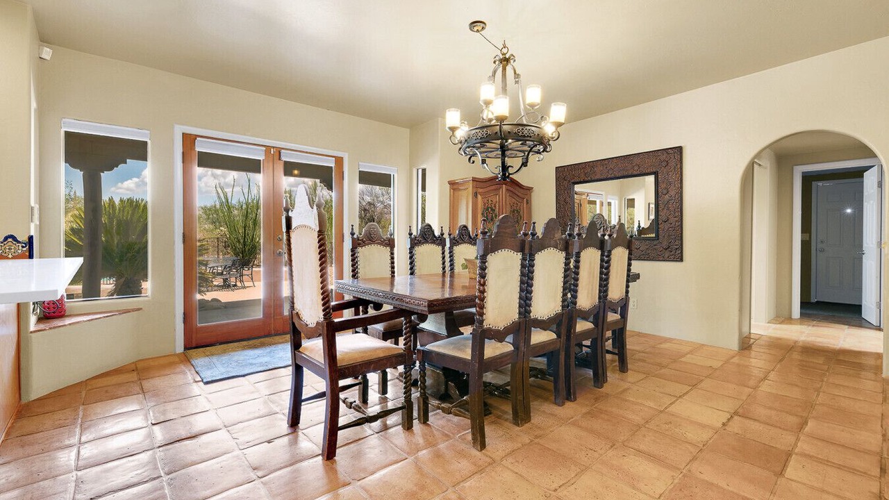 Photo of Bedroom in Tanque Verde