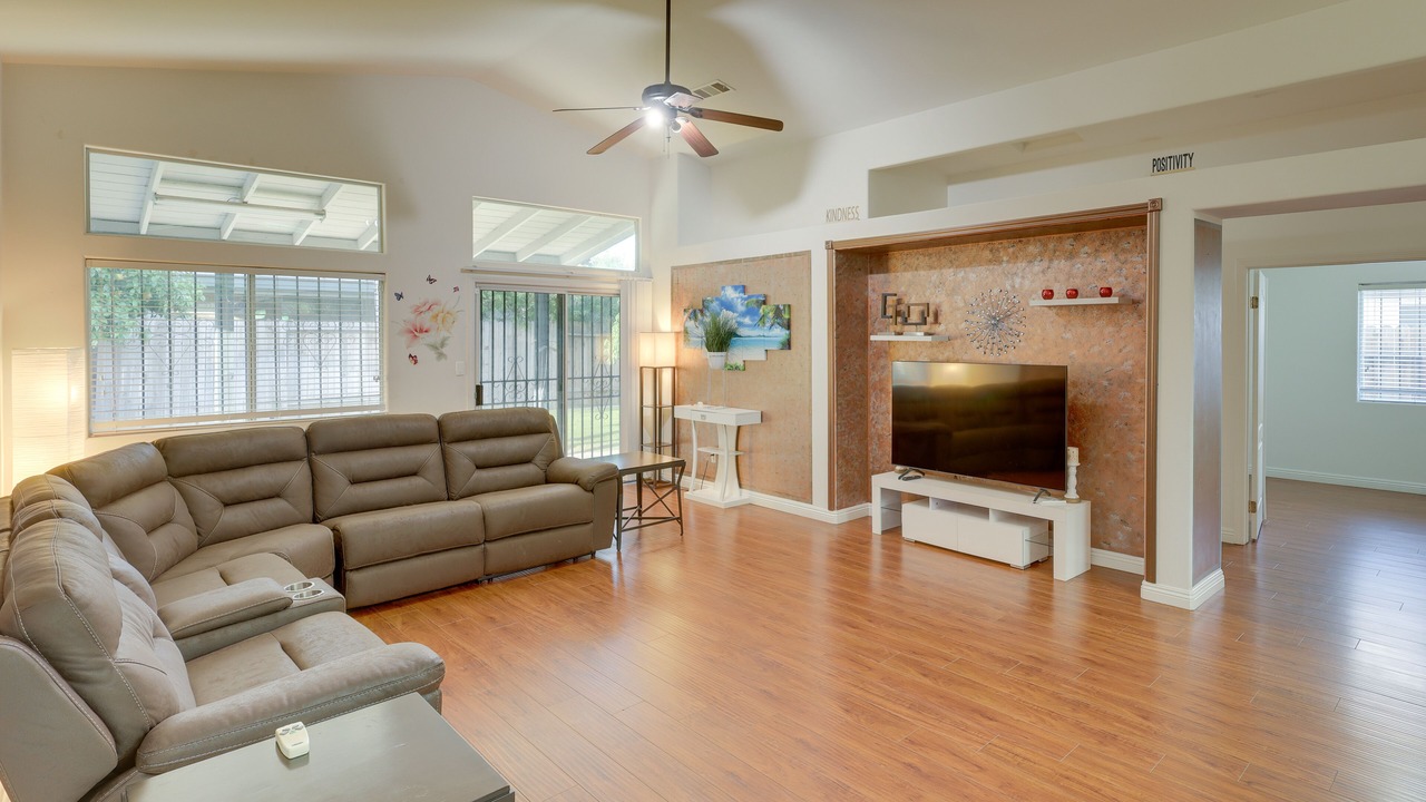 Photo of Livingroom in Greenacres