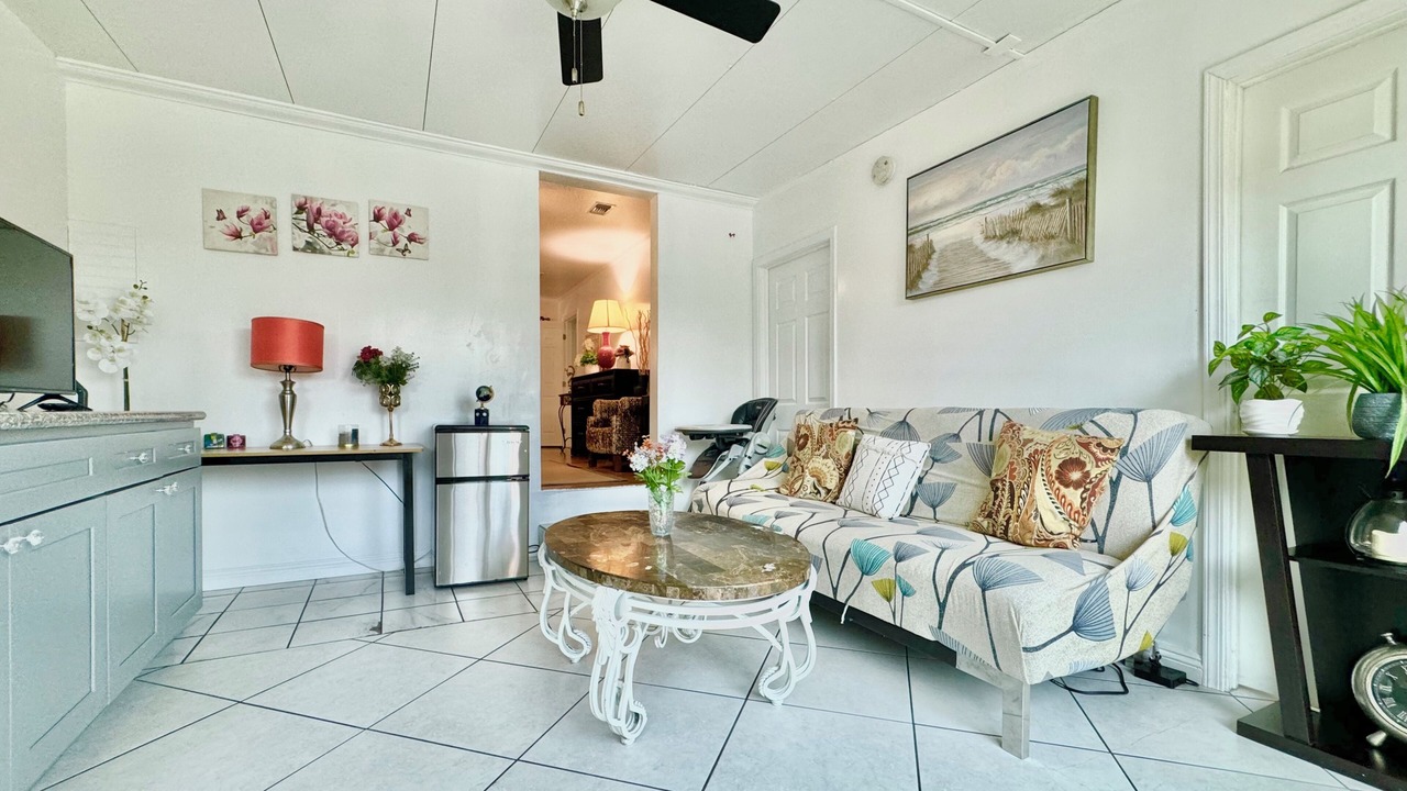 Photo of Livingroom in Southwest Anaheim