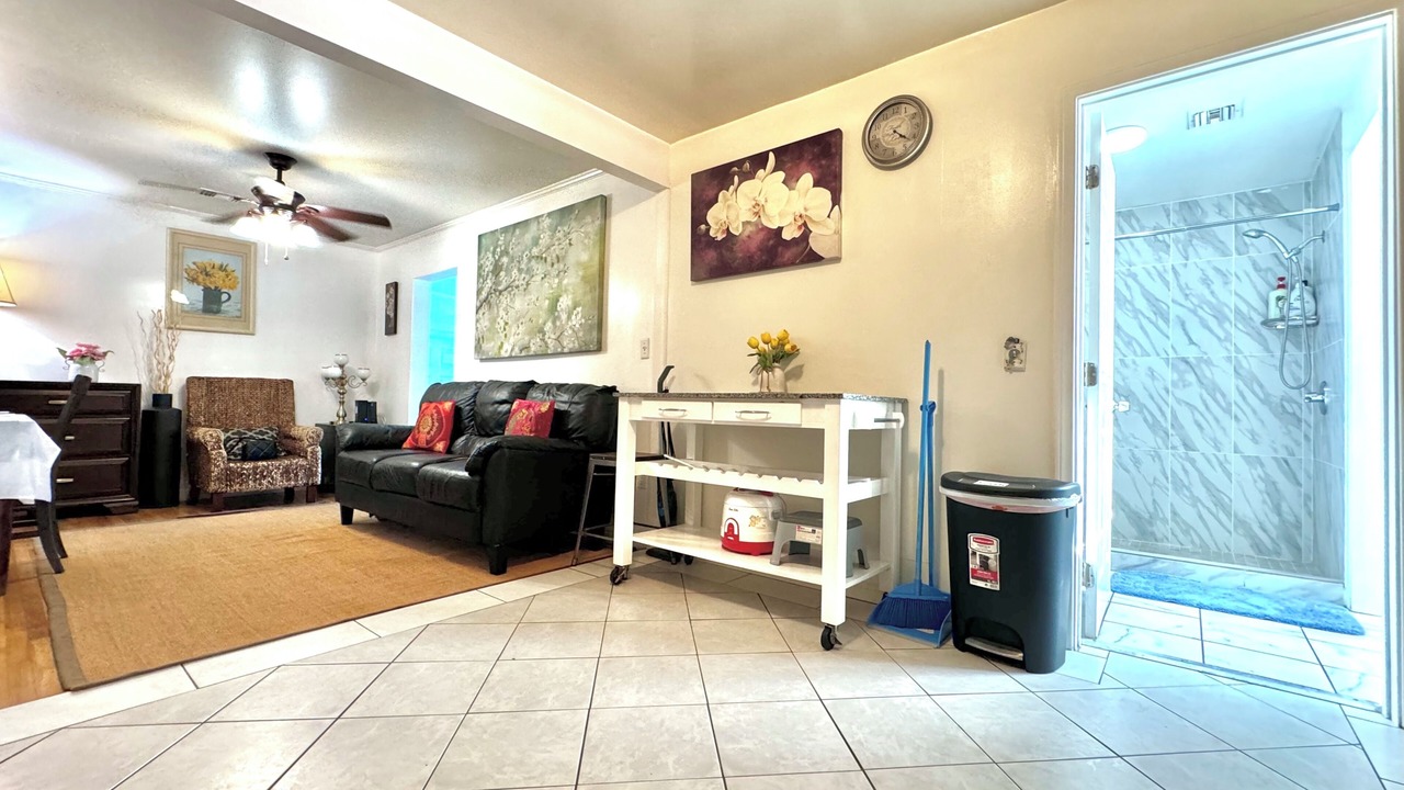 Photo of Livingroom in Southwest Anaheim