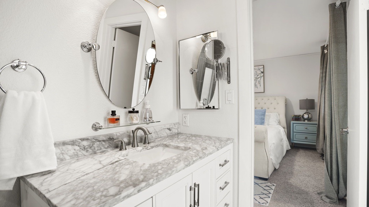 Photo of Bathroom in Paradise Valley Village