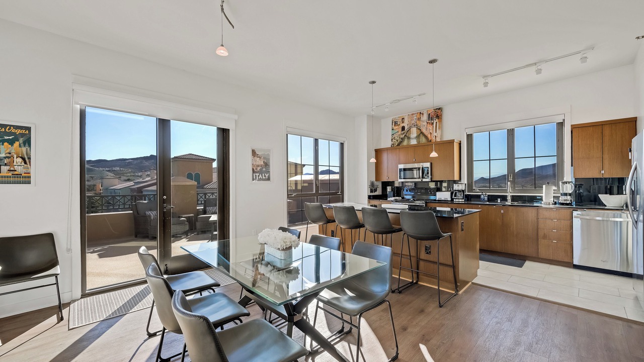 Photo of Kitchen in Lake Las Vegas