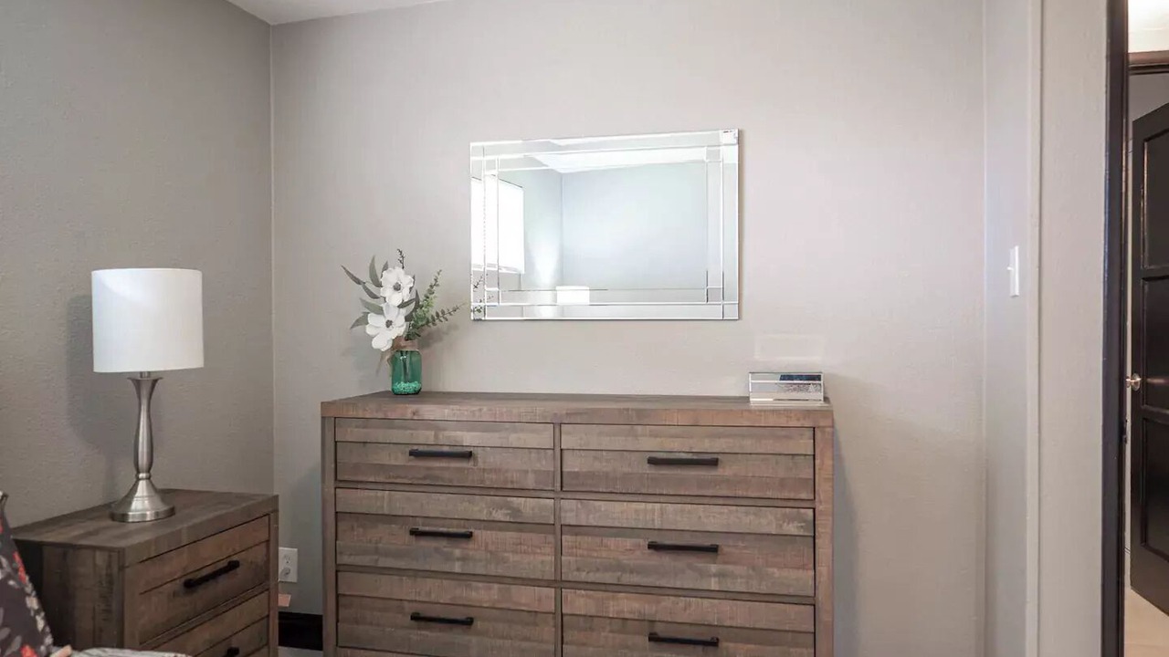 Photo of Bedroom in Townsite