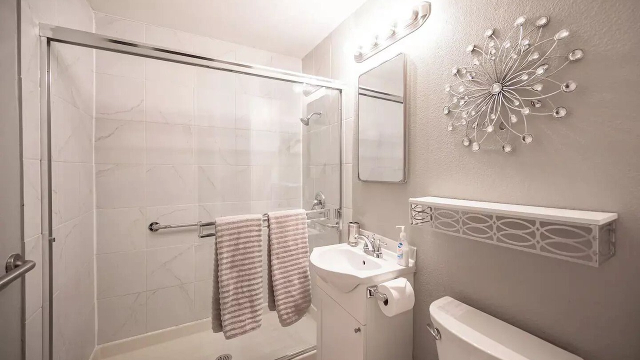 Photo of Bathroom in Townsite