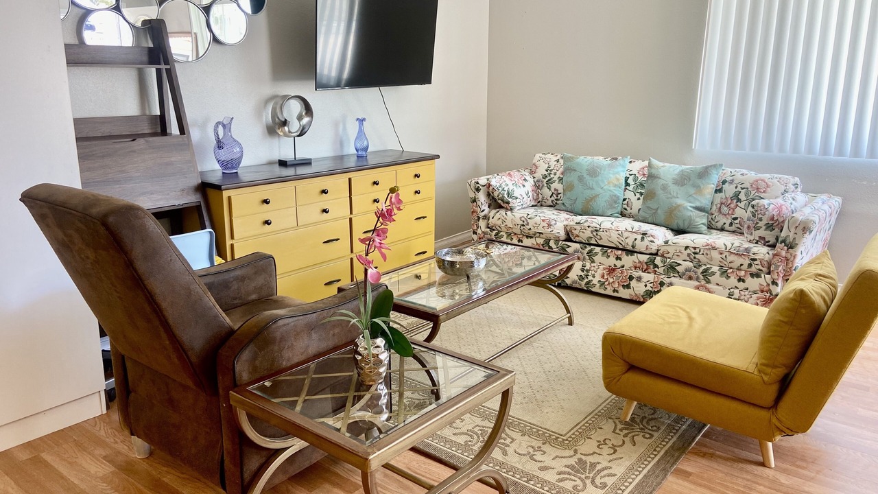 Photo of Livingroom in Spring Valley