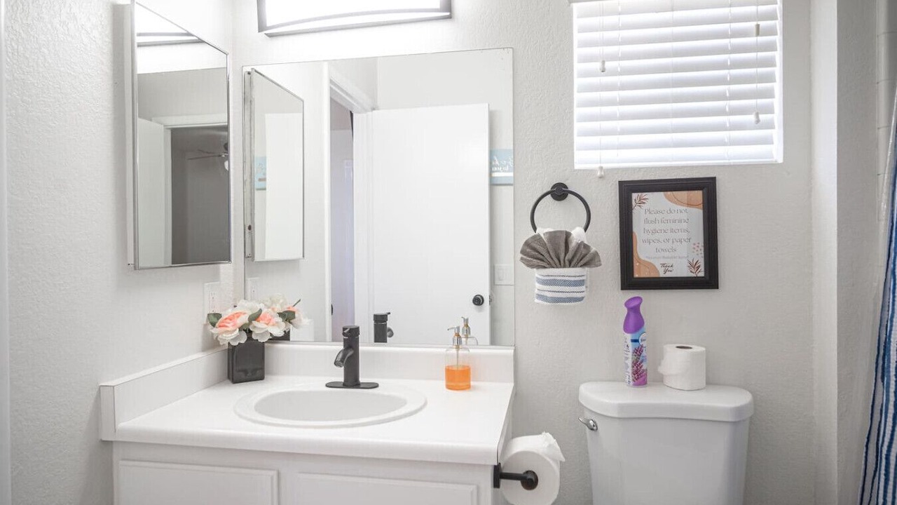 Photo of Bathroom in North Las Vegas