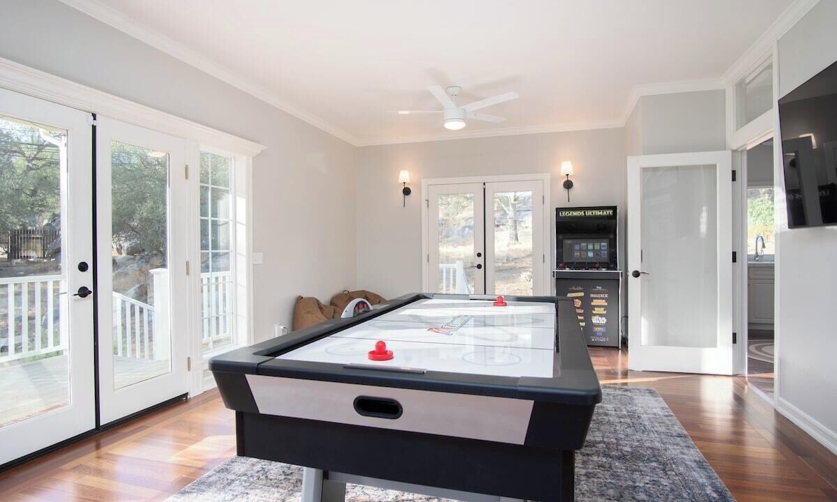 Photo of Bedroom in Three Rivers