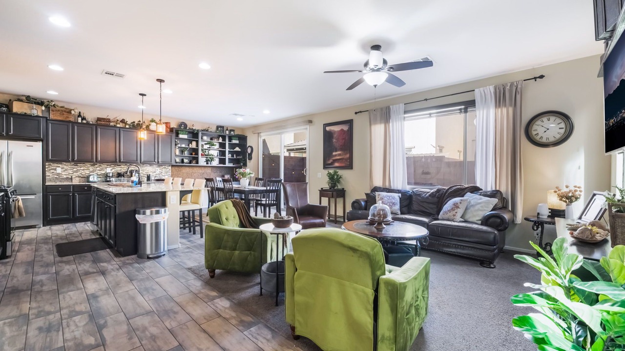Photo of Livingroom in Rhodes Ranch