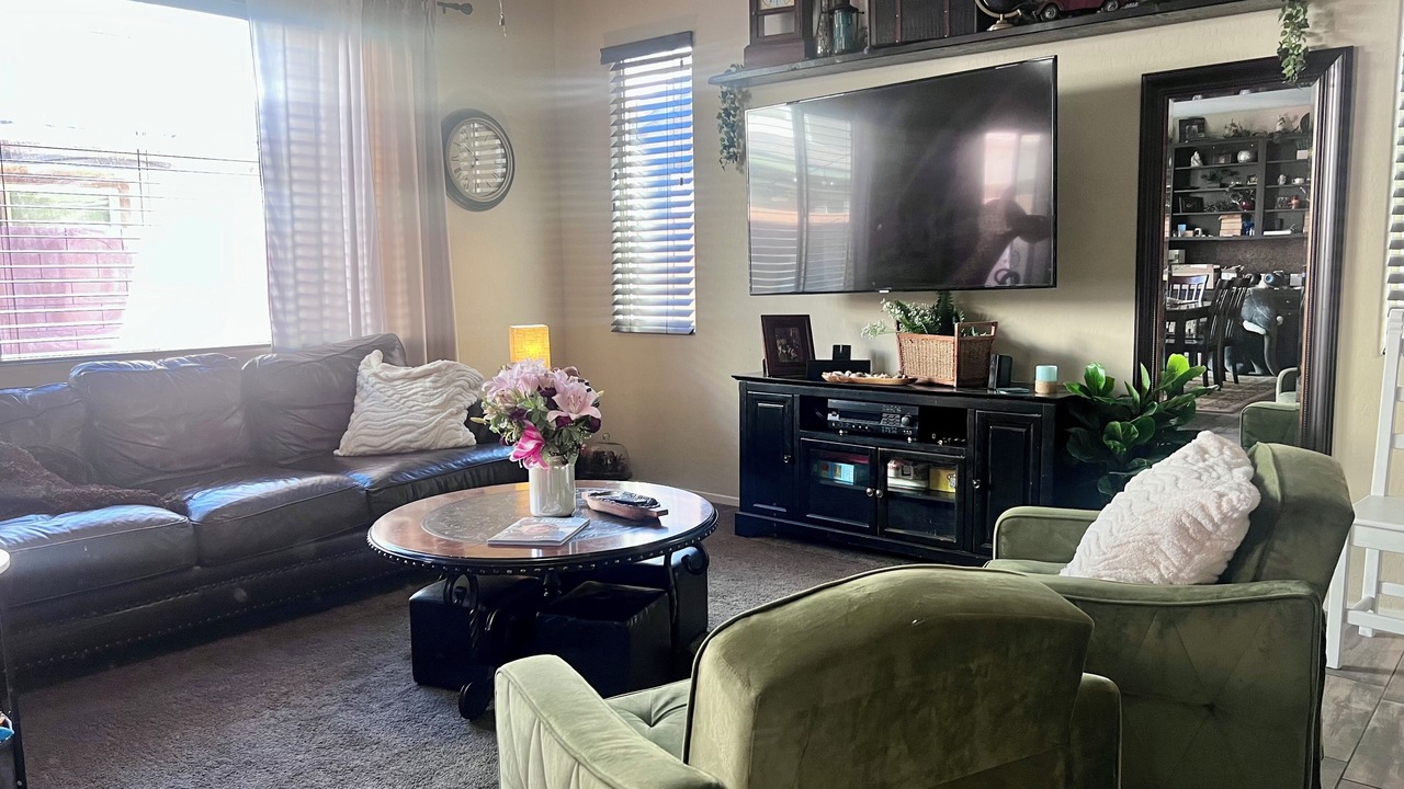 Photo of Livingroom in Rhodes Ranch