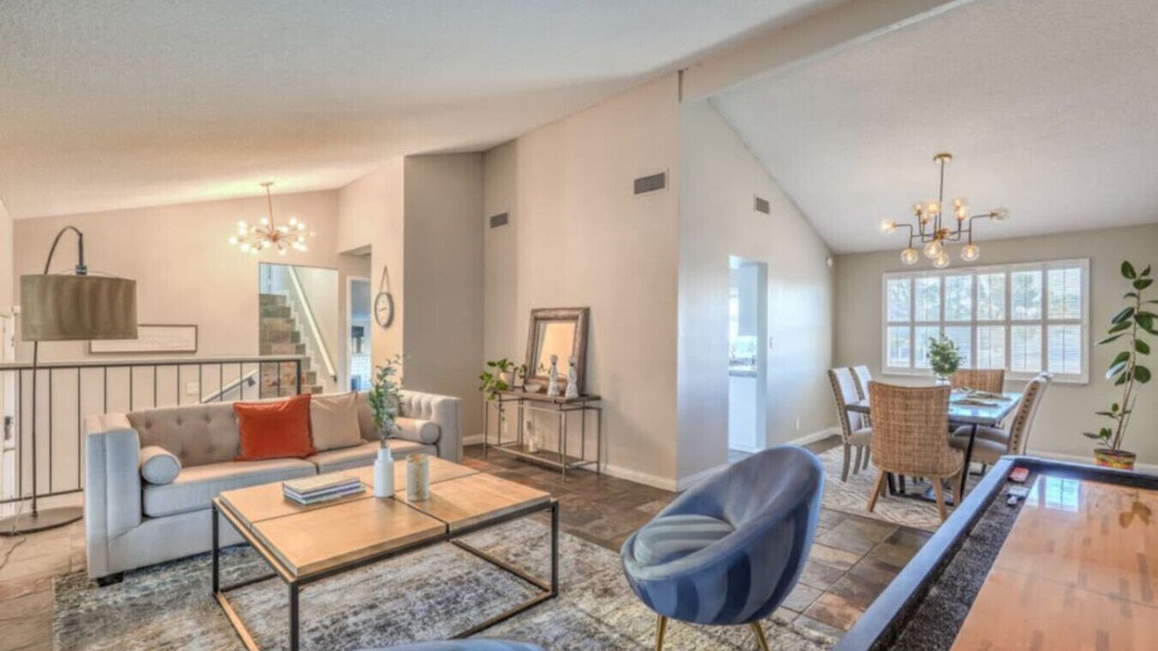 Photo of Livingroom in Chinatown