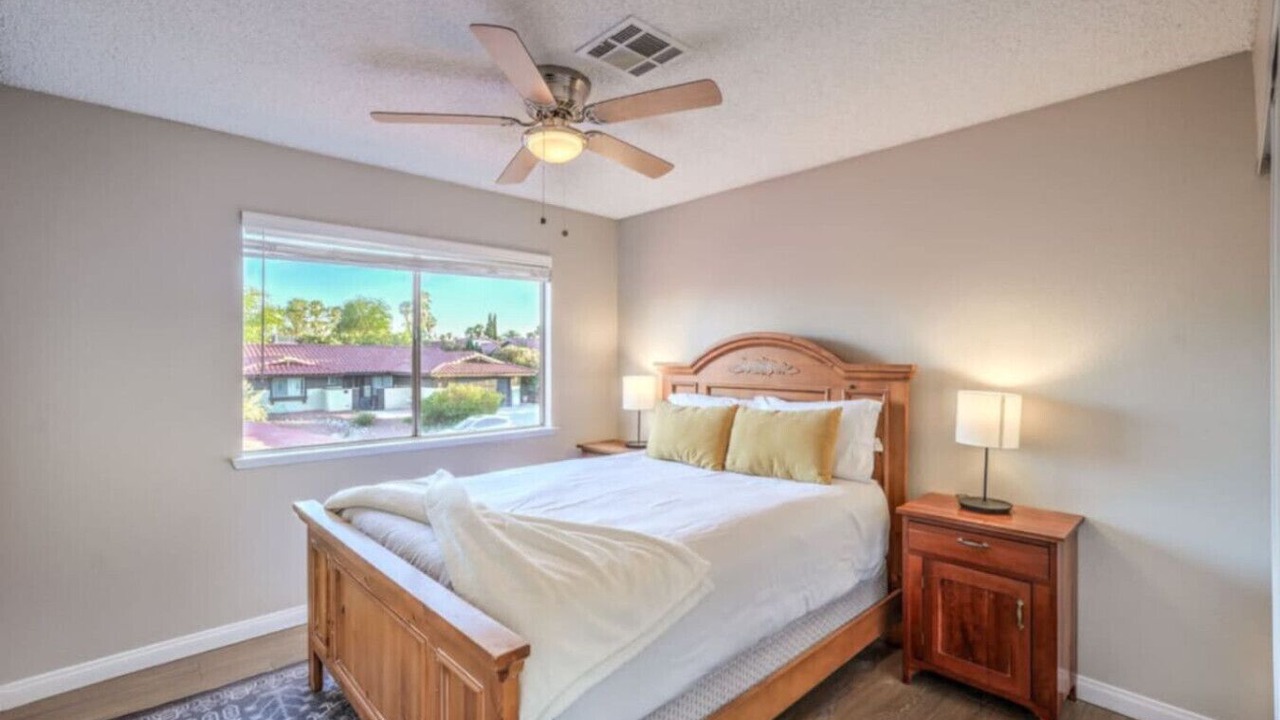 Photo of Bedroom in Chinatown