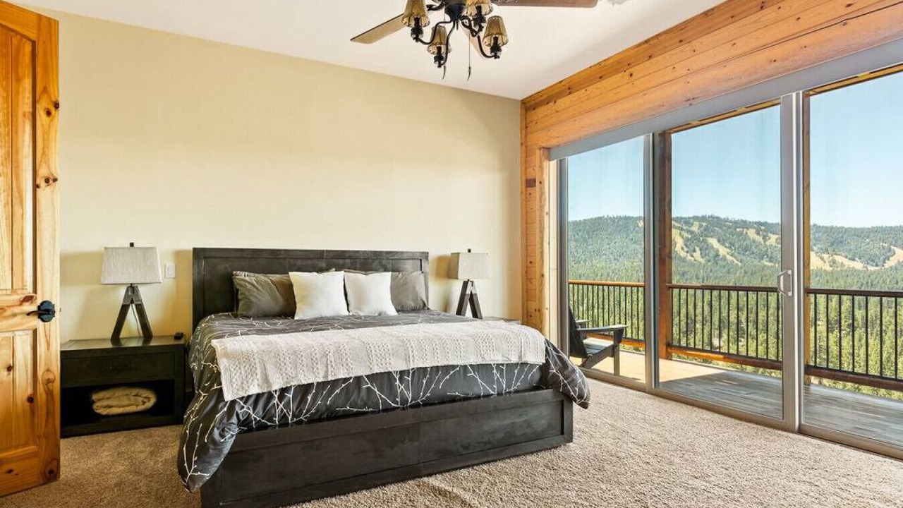 Photo of Patio Balcony in Castle Glen Estates