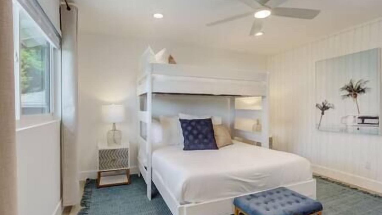 Photo of Bedroom in Lincoln Acres