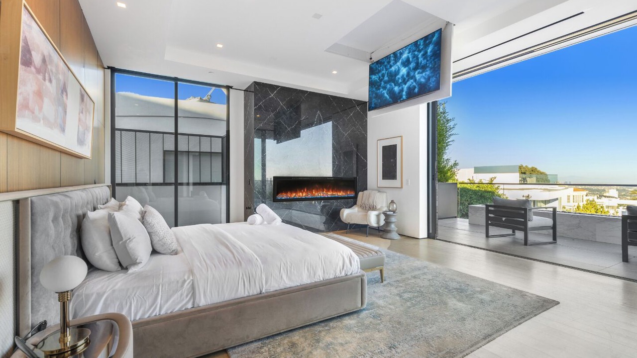 Photo of Bedroom in The Bird Streets