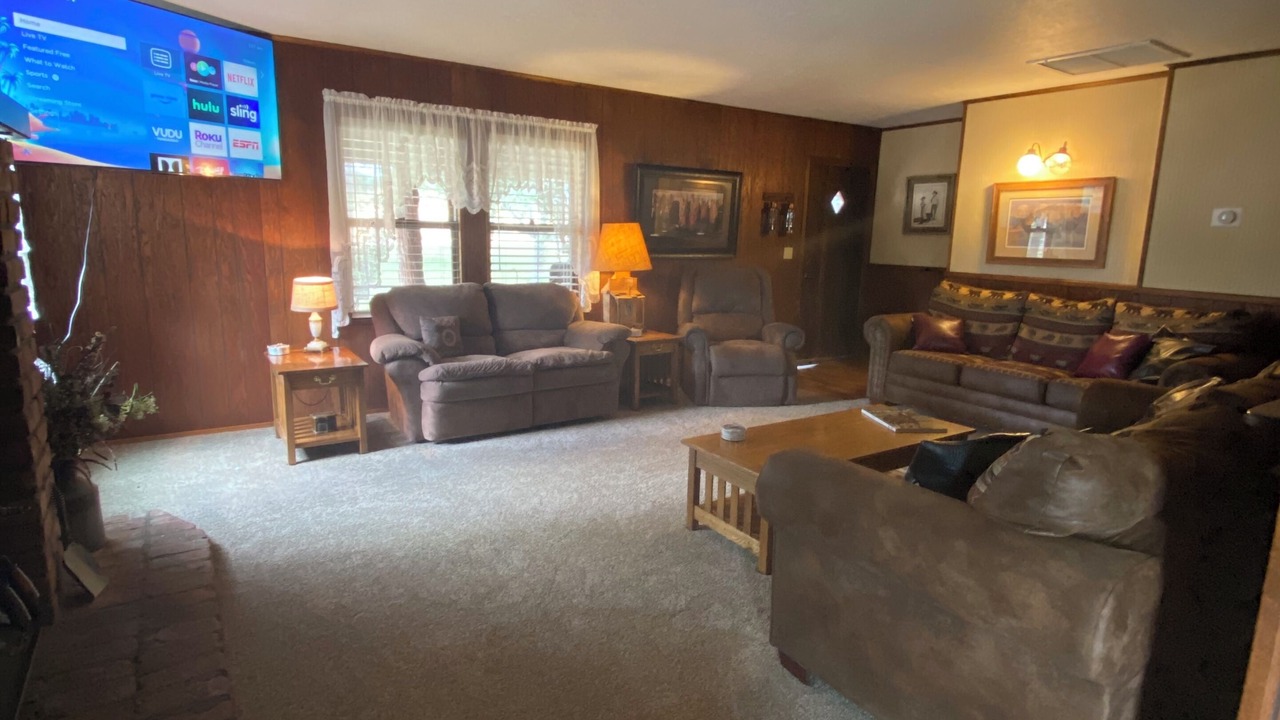 Photo of Bedroom in Young