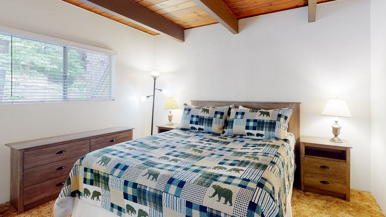 Photo of Bedroom in Blue Jay