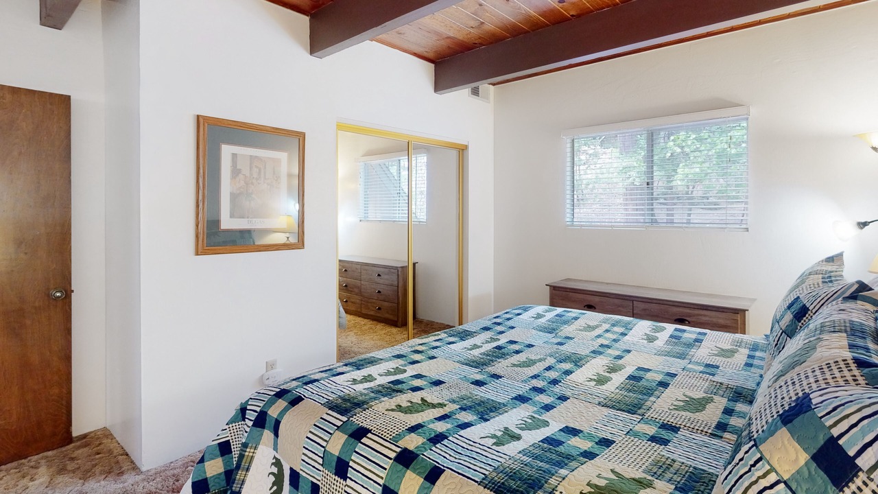 Photo of Bedroom in Blue Jay