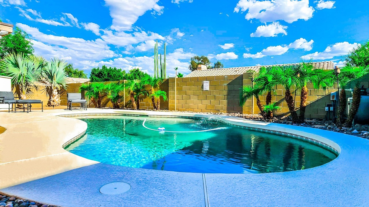 Photo of Outdoor in Paradise Valley Village
