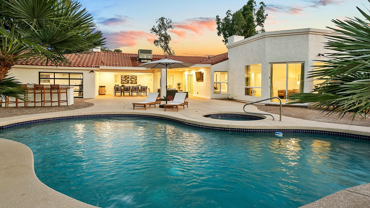 Photo of Outdoor in Village Estates