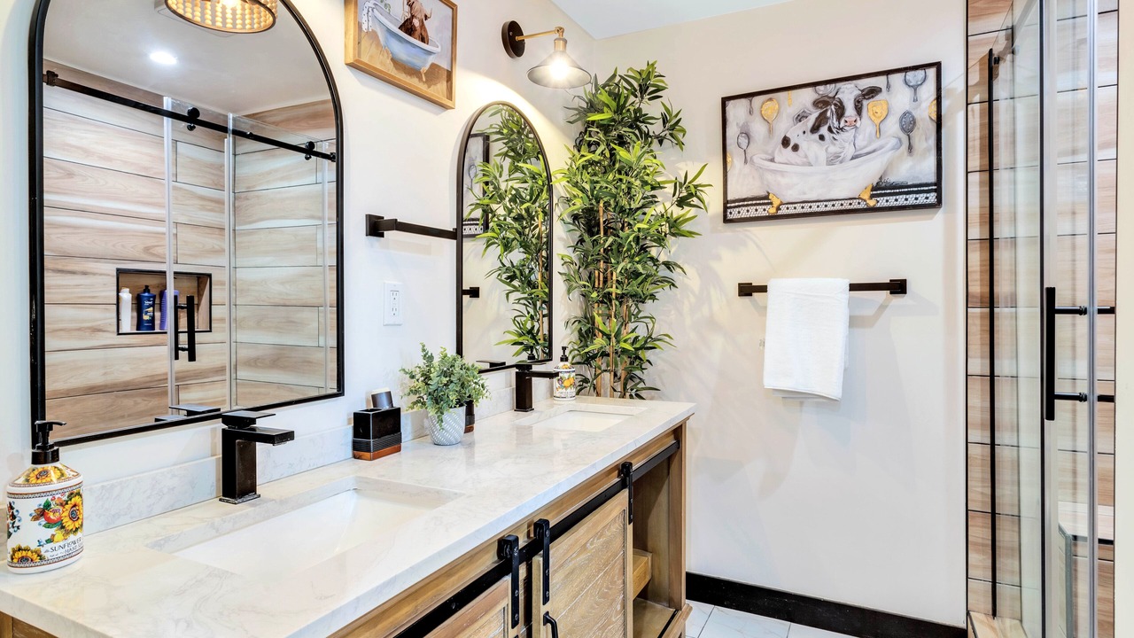 Photo of Bathroom in Joshua Tree