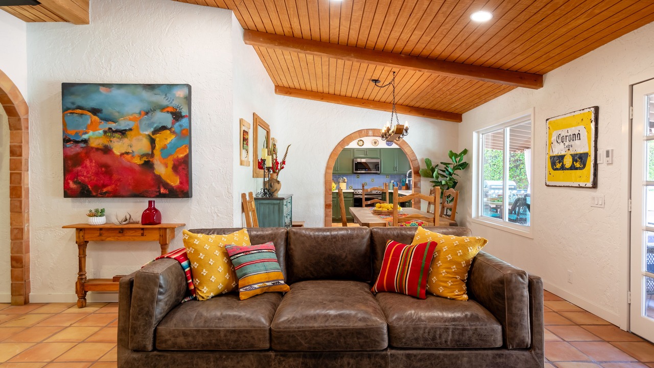 Photo of Livingroom in Tahquitz River Estates