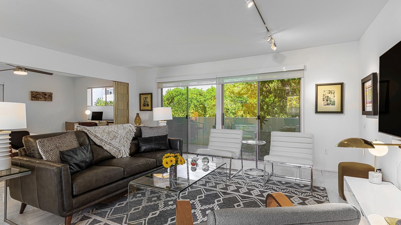 Photo of Bedroom in Canyon Corridor