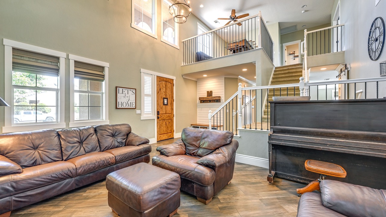 Photo of Livingroom in Visalia
