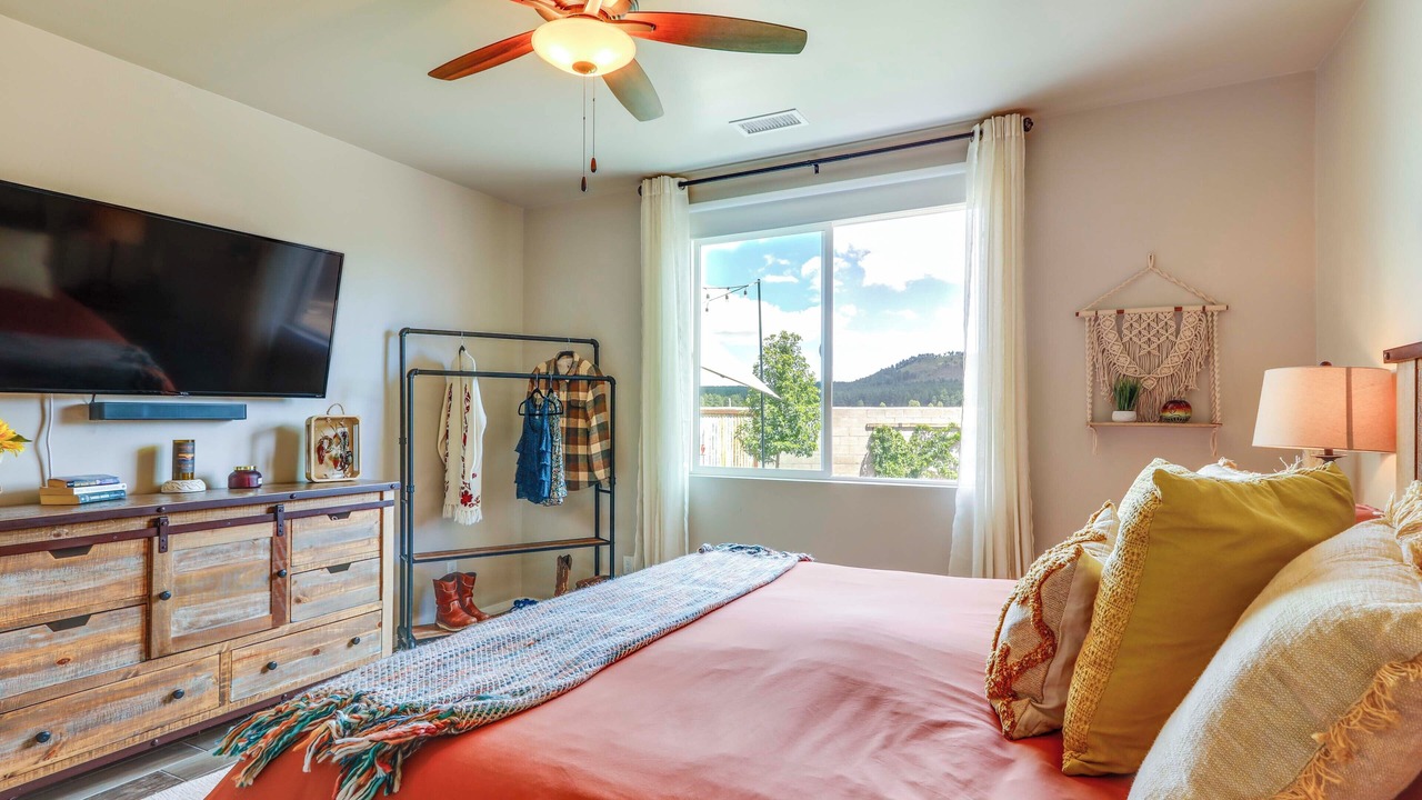 Photo of Bedroom in Bellemont