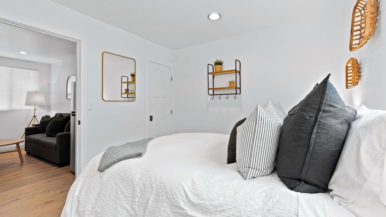 Photo of Bedroom in La Selva Beach