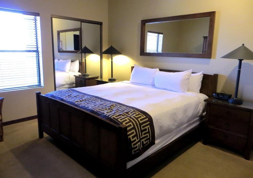 Photo of Bedroom in Enterprise