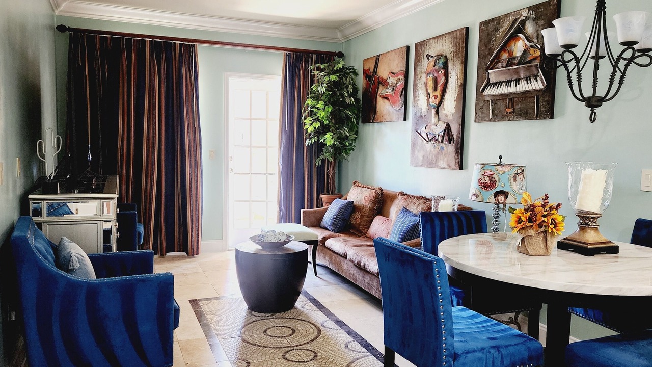 Photo of Livingroom in South Shore