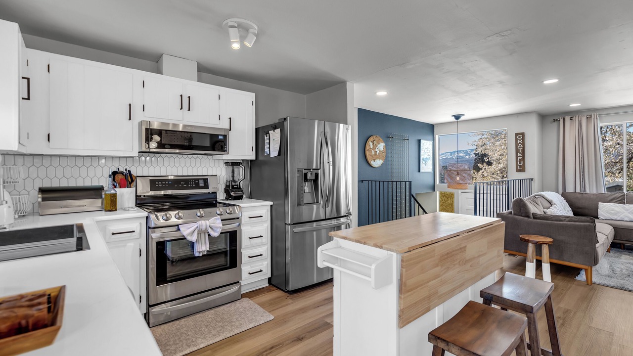 Photo of Kitchen in West University