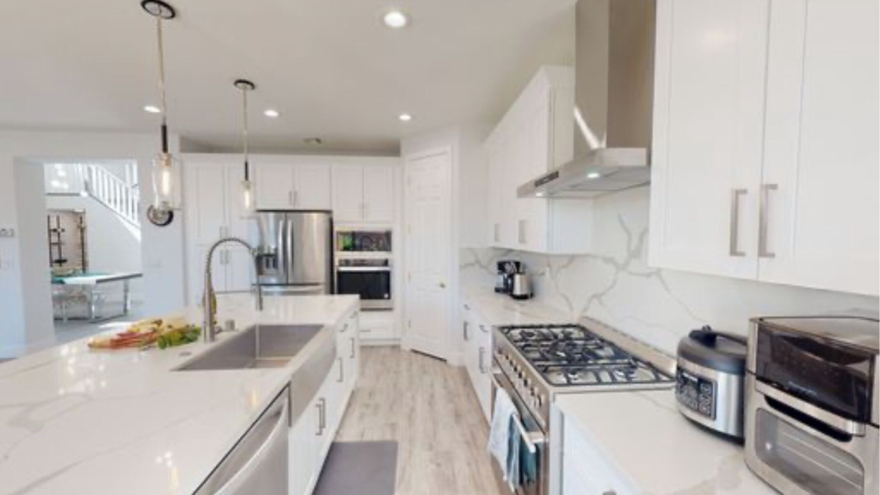 Photo of Kitchen in Summerlin South