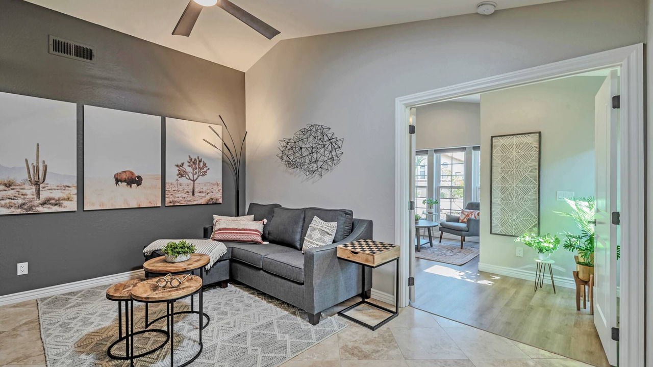 Photo of Bedroom in Honeyridge Manor