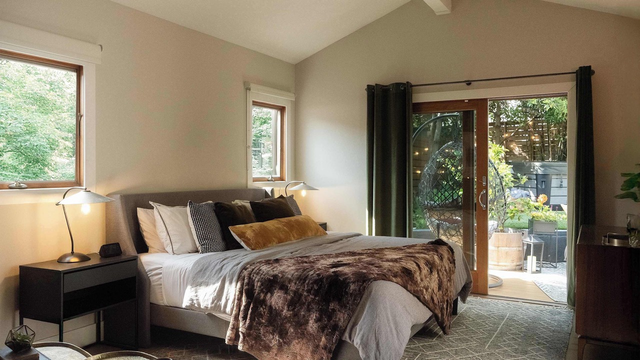 Photo of Bedroom in Laurel Canyon