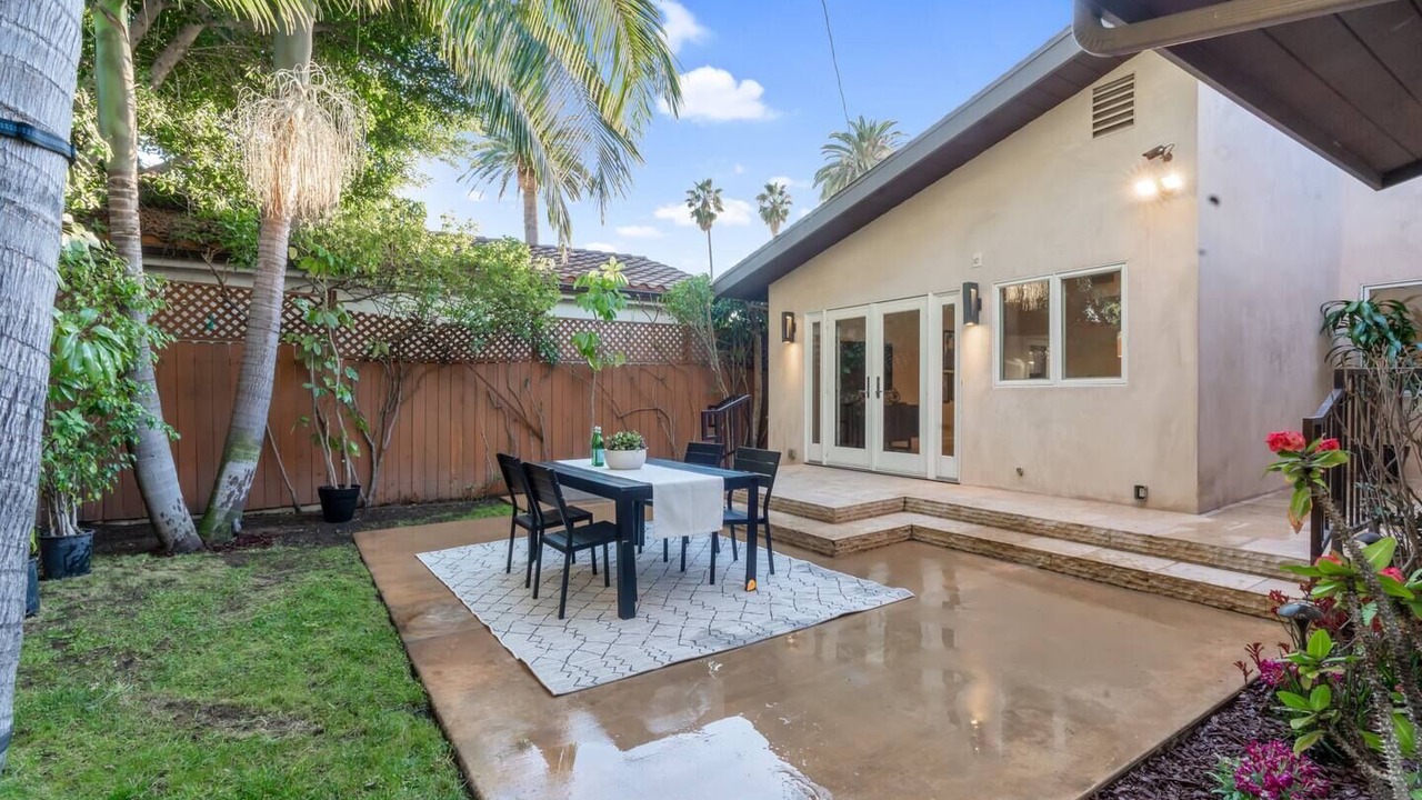 Photo of Outdoor in Beverly Grove
