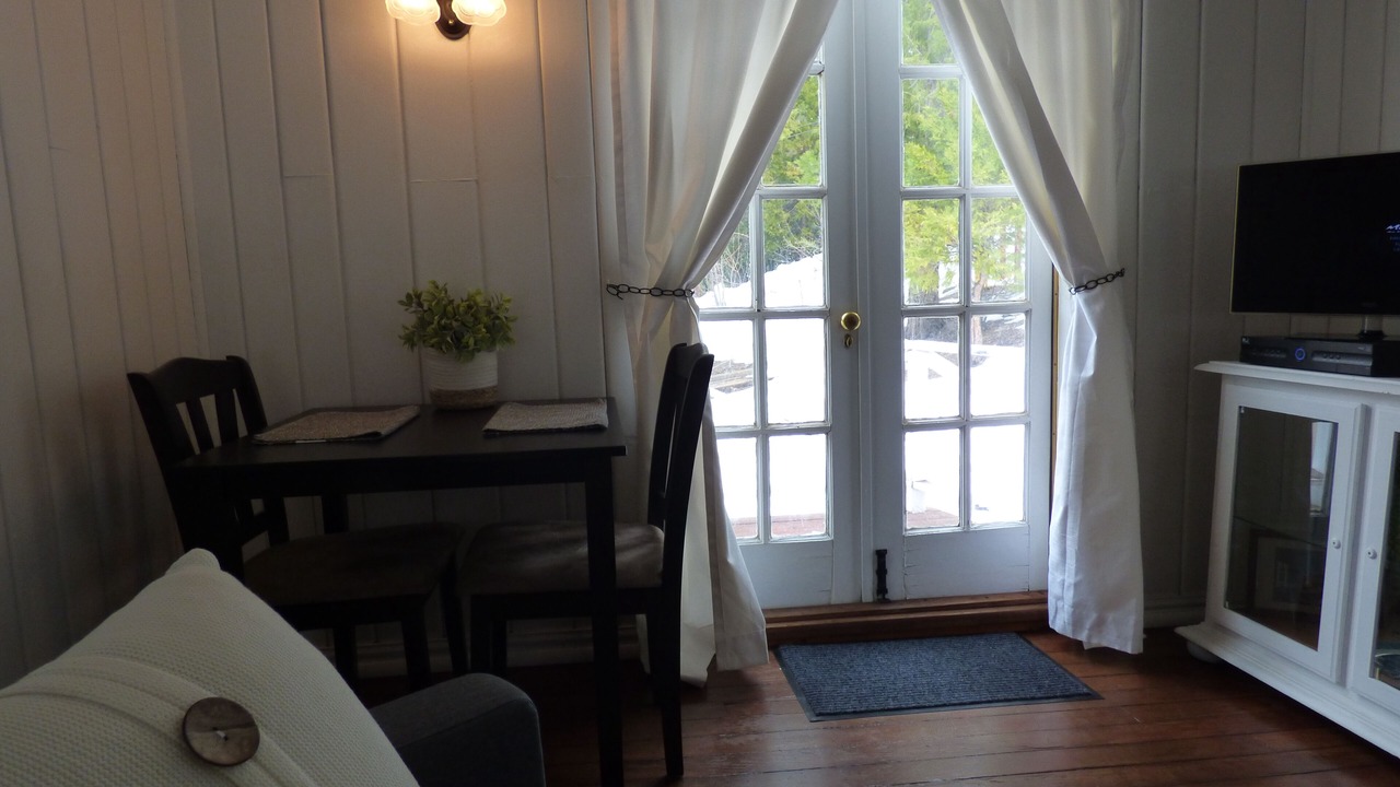 Photo of Livingroom in Cedar Glen