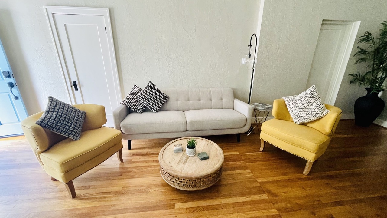 Photo of Livingroom in Sam Hughes