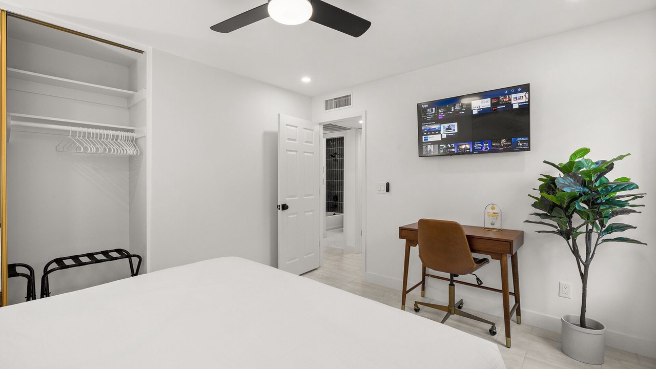 Photo of Bedroom in Scottsdale Estates Six