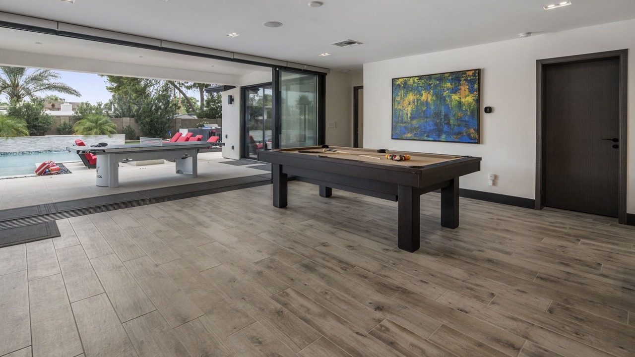 Photo of Bedroom in Paradise Valley Village
