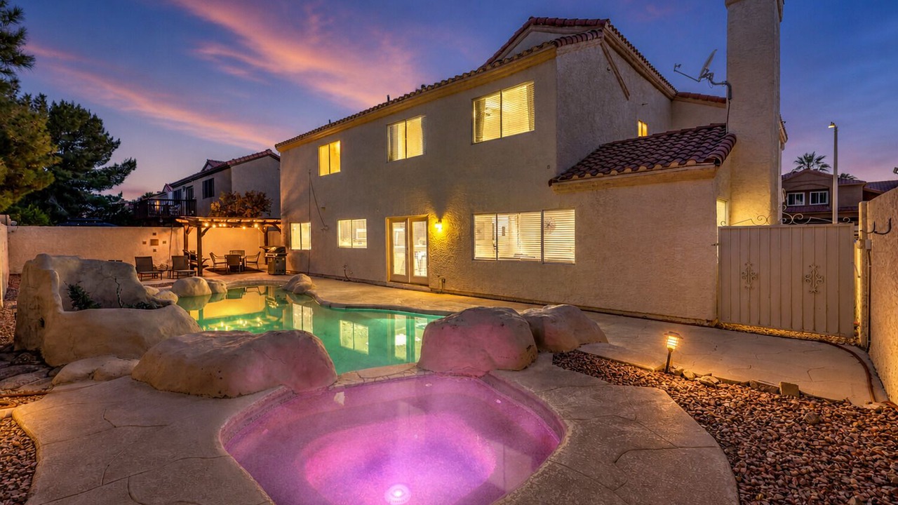 Photo of Outdoor in Green Valley